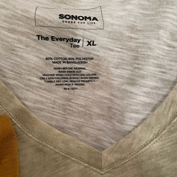 Womens tops and t-shirt dress all size XL. - Picture 3 of 6